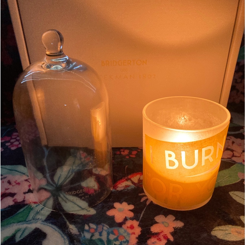 Bridgerton Beekman 1802 candle & cloche